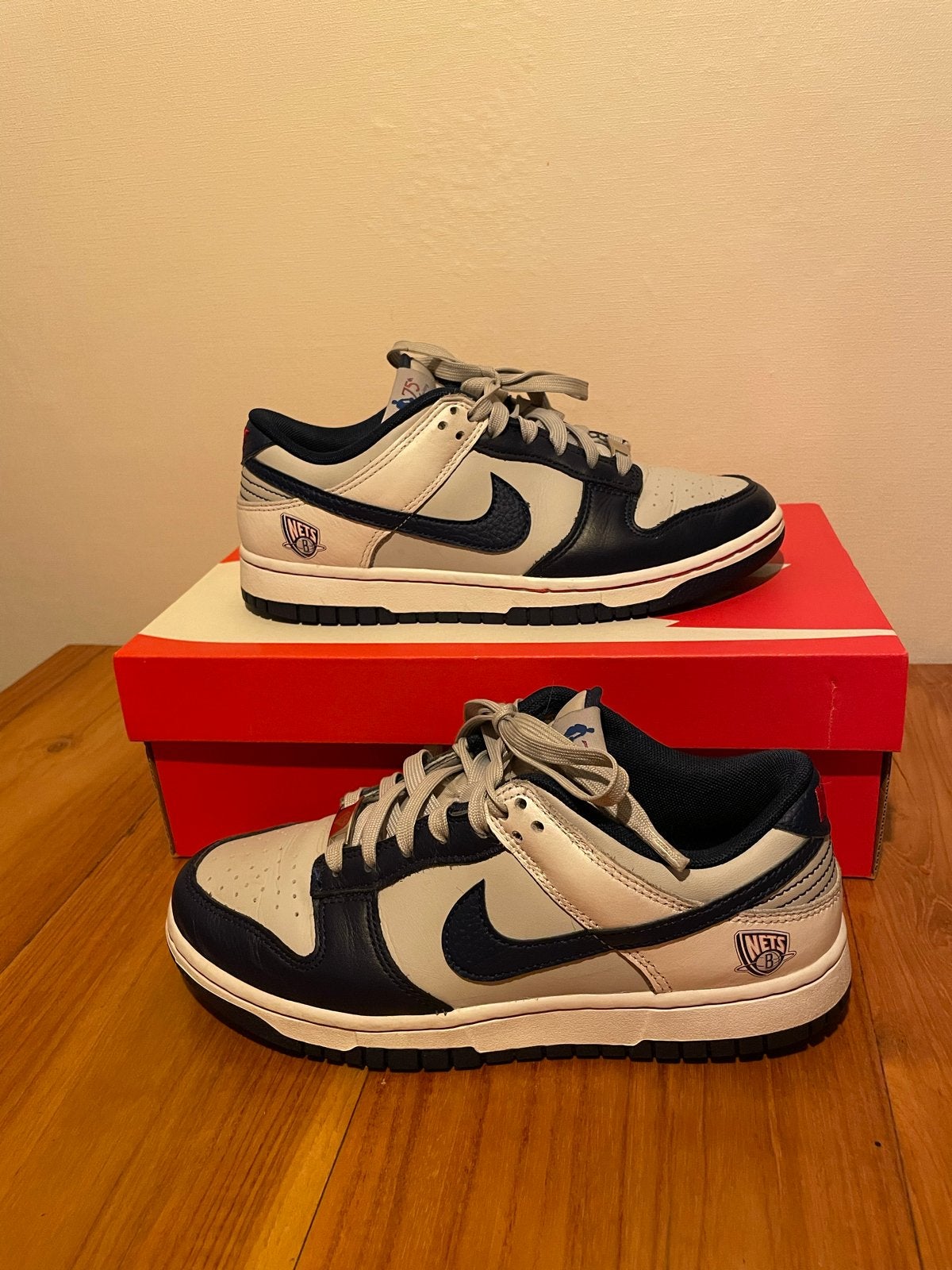 Nike Dunk Low Retro EMB Nets 75th Anniversary maat 39, Ophalen of Verzenden, Zo goed als nieuw, Blauw, Sneakers of Gympen