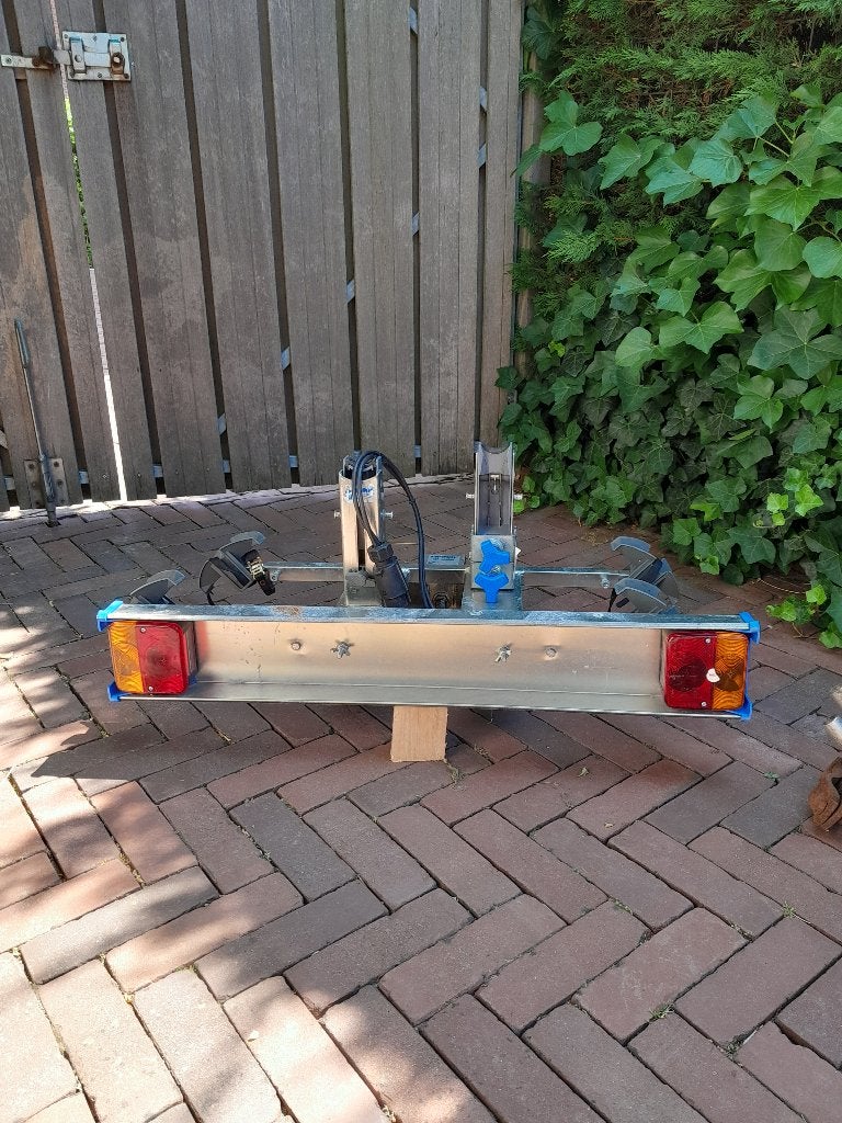 Fietsendrager, Ophalen, 2 fietsen, Gebruikt, Trekhaakdrager