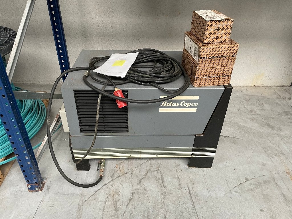 Atlas Copco LE7 Compressor, Ophalen, Gebruikt, Olievrij, 200 tot 400 liter/min