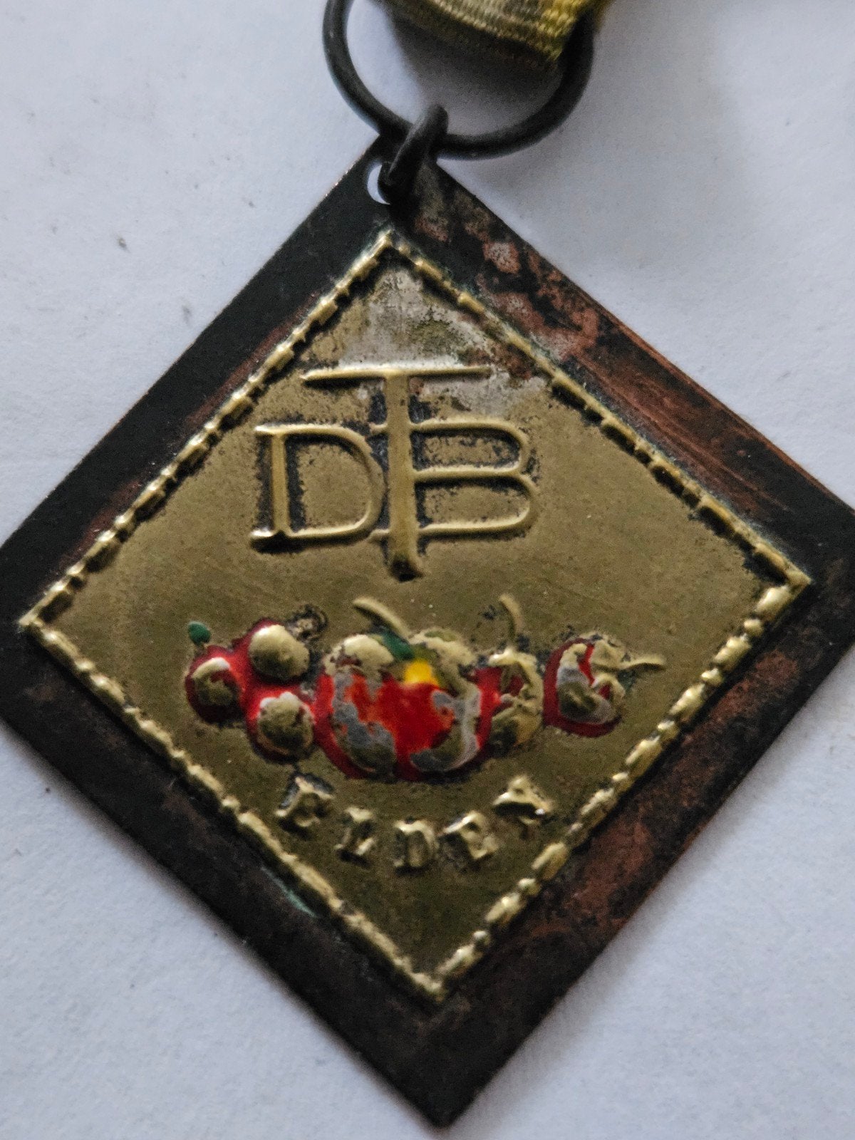 onbekende Oude medaille DtB Elden met lint, Ophalen of Verzenden, Overige materialen, Nederland