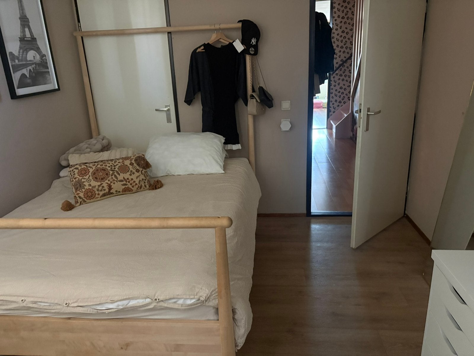 Gjora ikea bed, Huis en Inrichting, Ophalen, Tweepersoons, 140 cm, Zo goed als nieuw