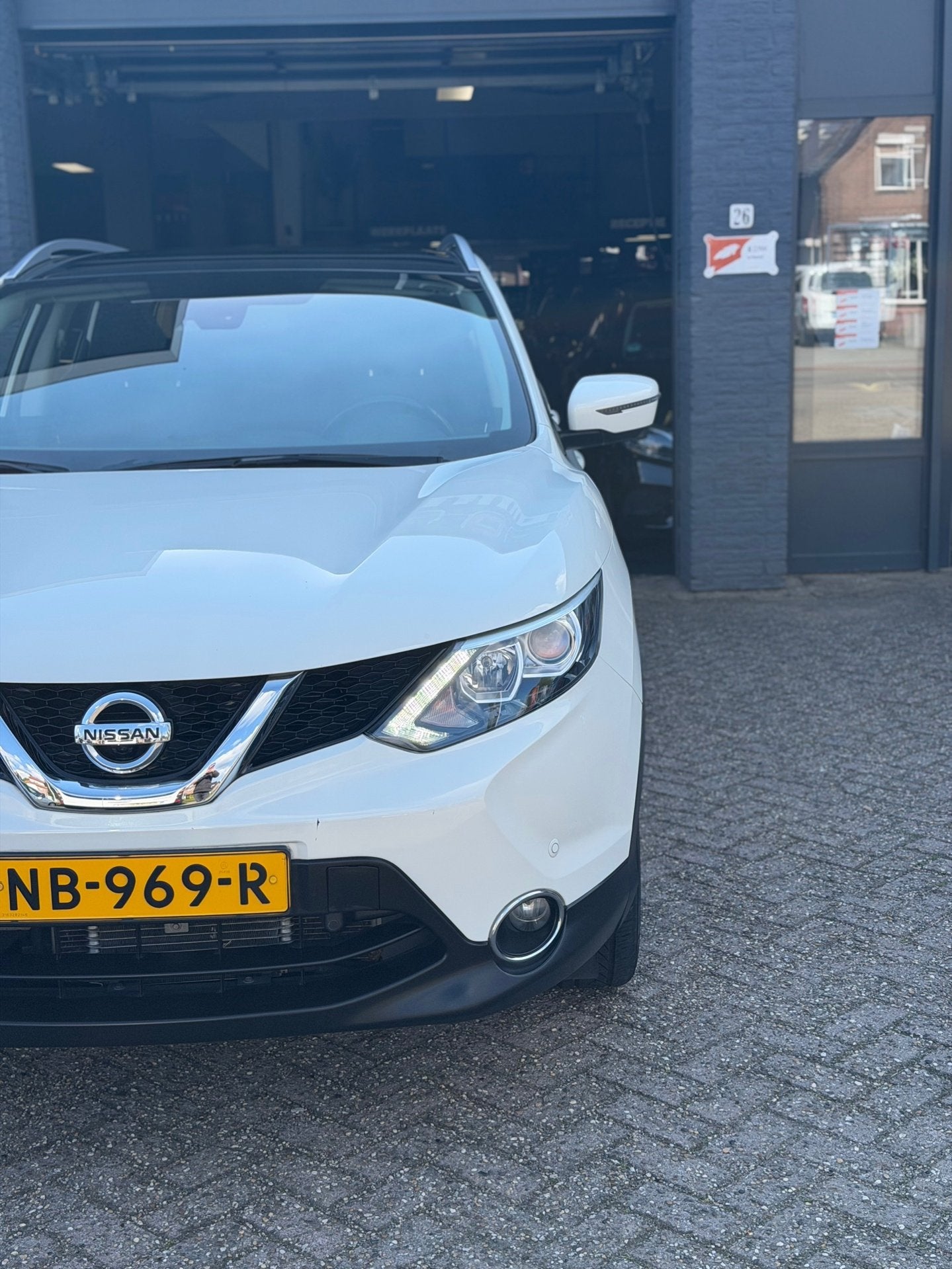 Nissan Qashqai 1.2 Pano|Autom|Nap|360*Camera|Trekhaak, Auto's, Gebruikt, 4 cilinders, Parkeersensor, 116 pk