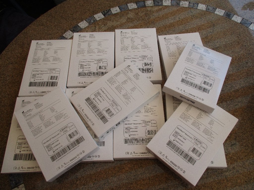 12 stuks Medtronic MiniMed Reservoire 3 ml - MMT-332A, Diversen, Ophalen of Verzenden, Nieuw