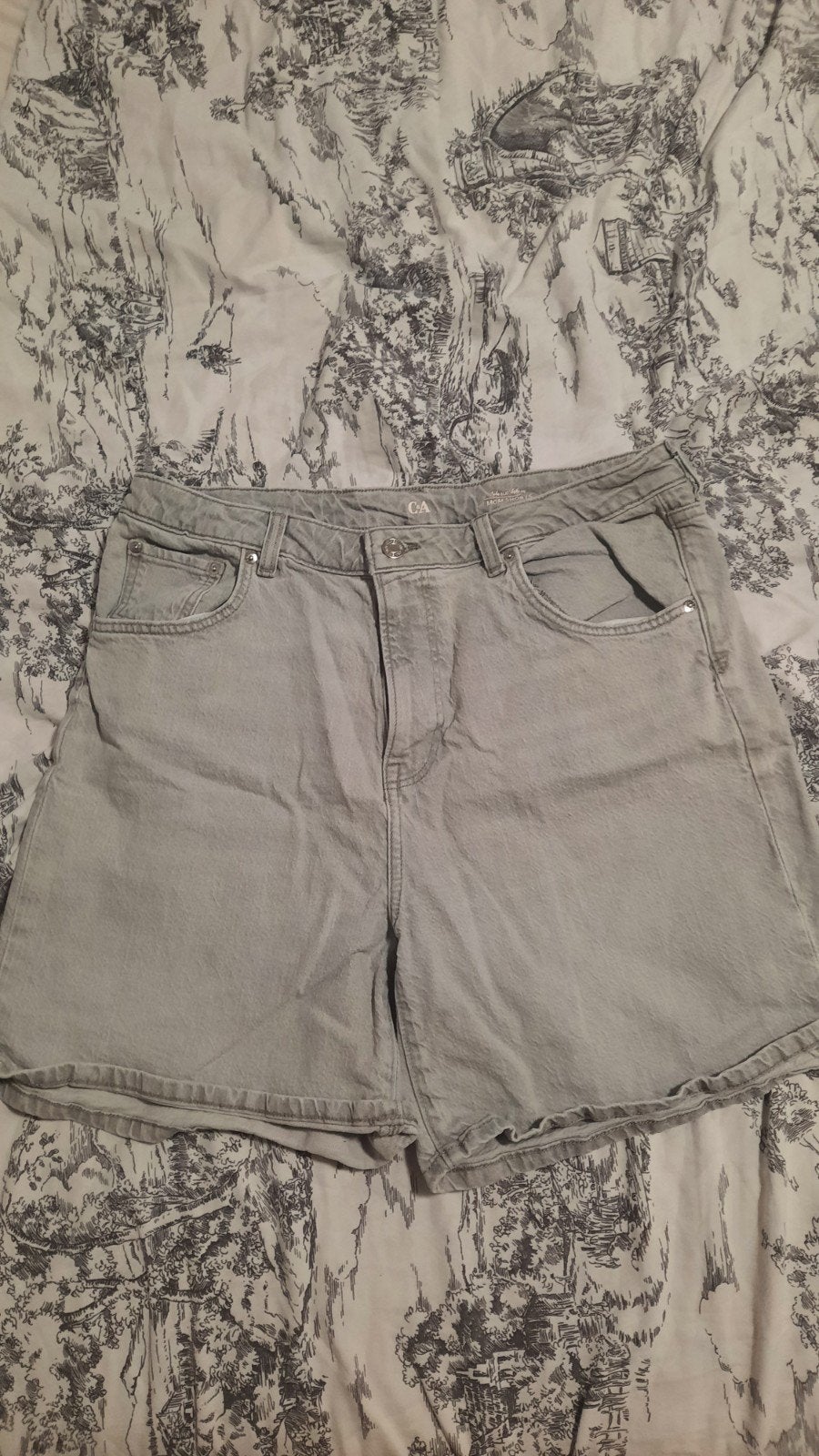 Mom shorts van C&A, Ophalen, Kort, Maat 42/44 (L), Zo goed als nieuw