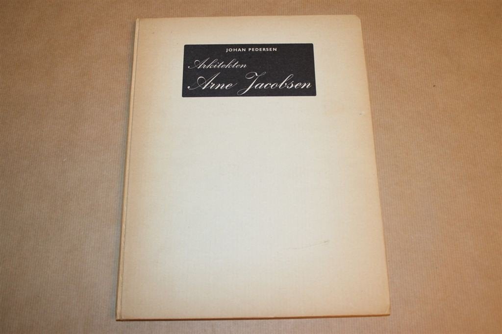 Boek over het werk van Arne Jacobsen, Ophalen of Verzenden, Zo goed als nieuw, Architecten