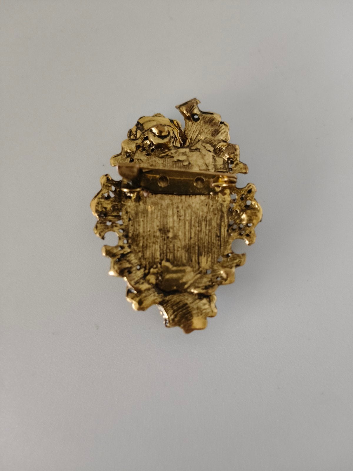 Prachtige Vintage Camee Broche 5x4cm met Glaskristallen, Met kristal, Overige materialen, 4 tot 7 cm, Gebruikt