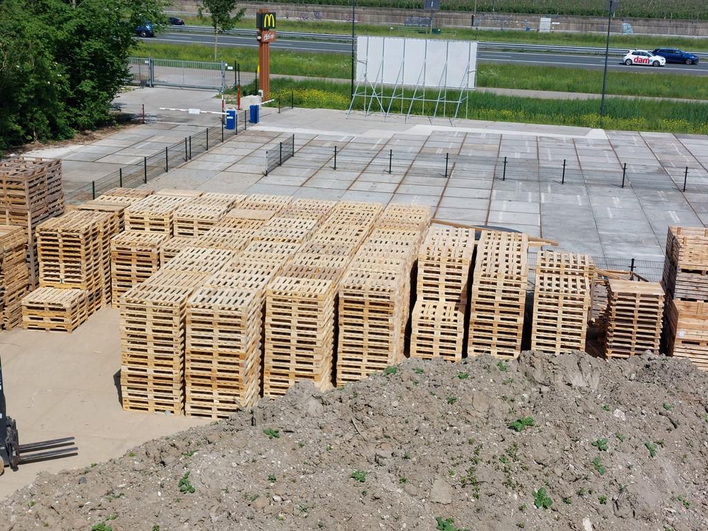 Pallets 100/120 zwaar en semi zwaar, Ophalen