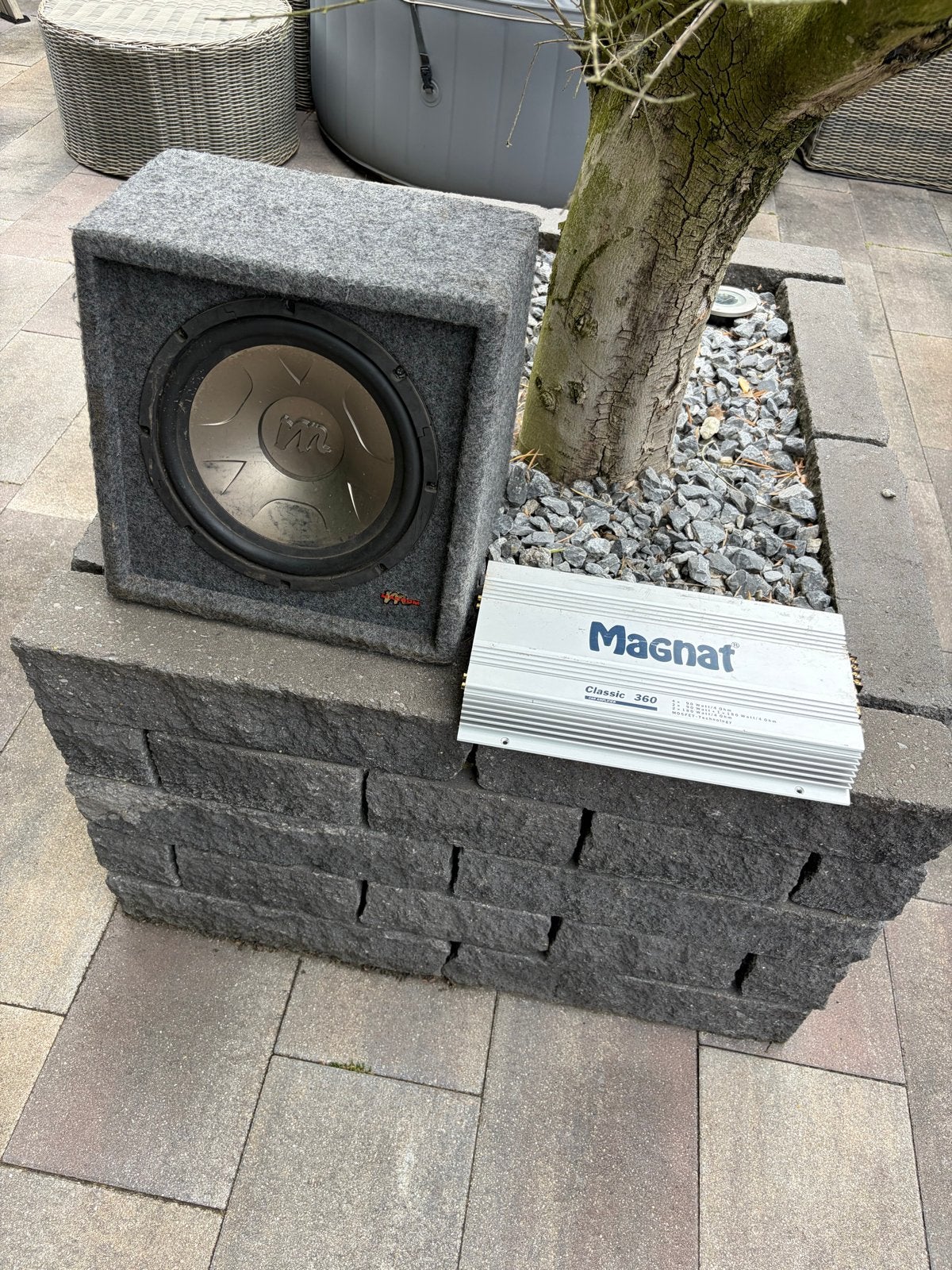 Bas box met Magnat Classic 360 versterker, Overige merken, Ophalen of Verzenden, 120 watt of meer, Gebruikt