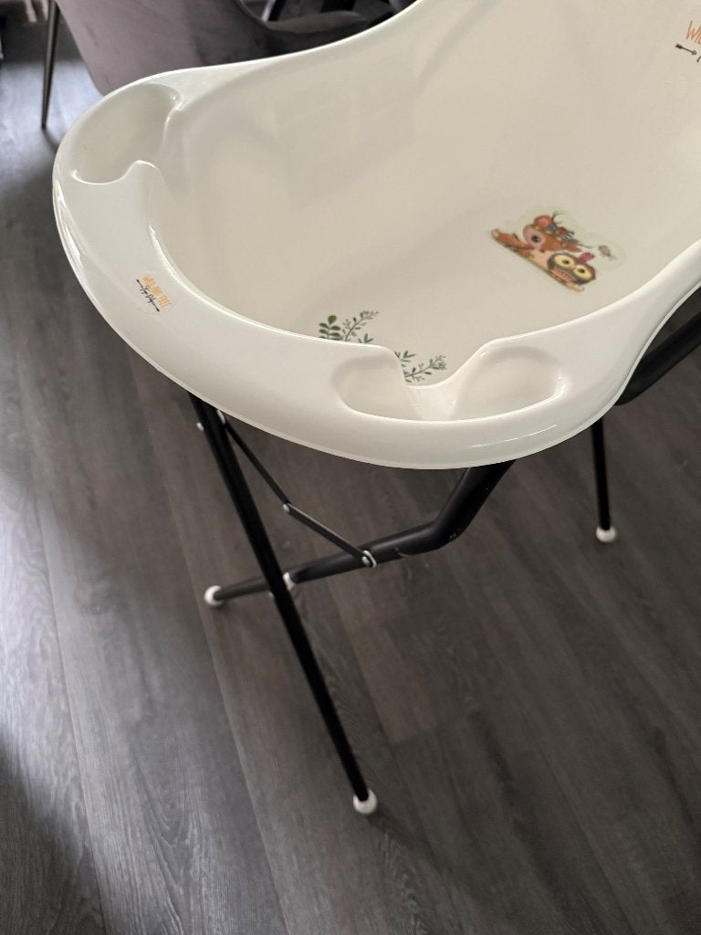 Baby badje met standaard, Zo goed als nieuw, Badje, Standaard, Ophalen