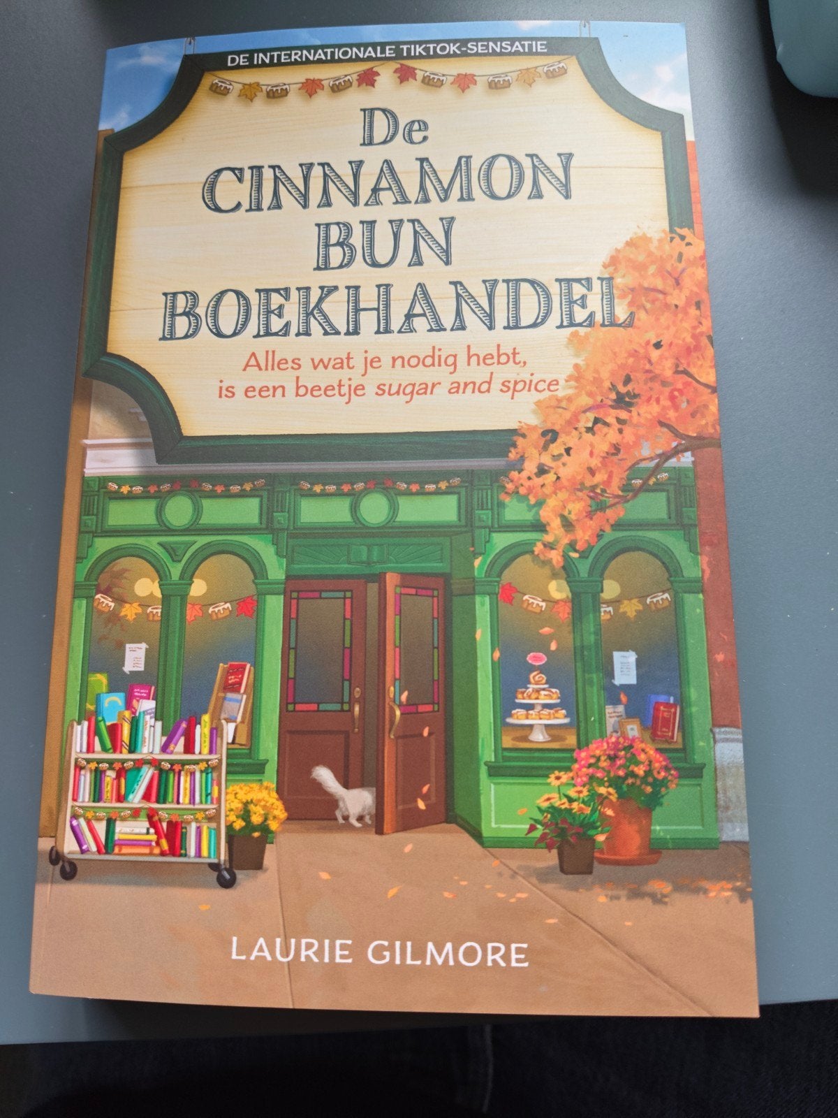 De Cinnamon Bun Boekhandel - Laurie Gilmore, Ophalen of Verzenden, Zo goed als nieuw, Laurie Gilmore, Nederland