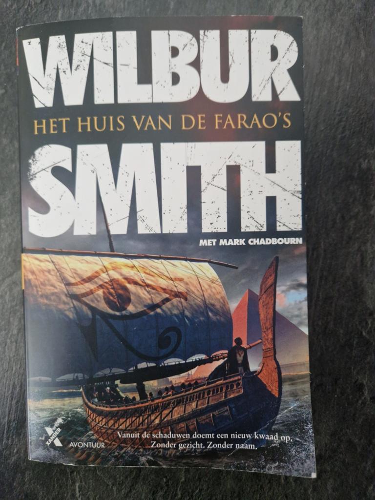 Wilbur Smith: Het huis van de farao's - Historische roman, Ophalen of Verzenden, Gelezen, Wilbur Smith
