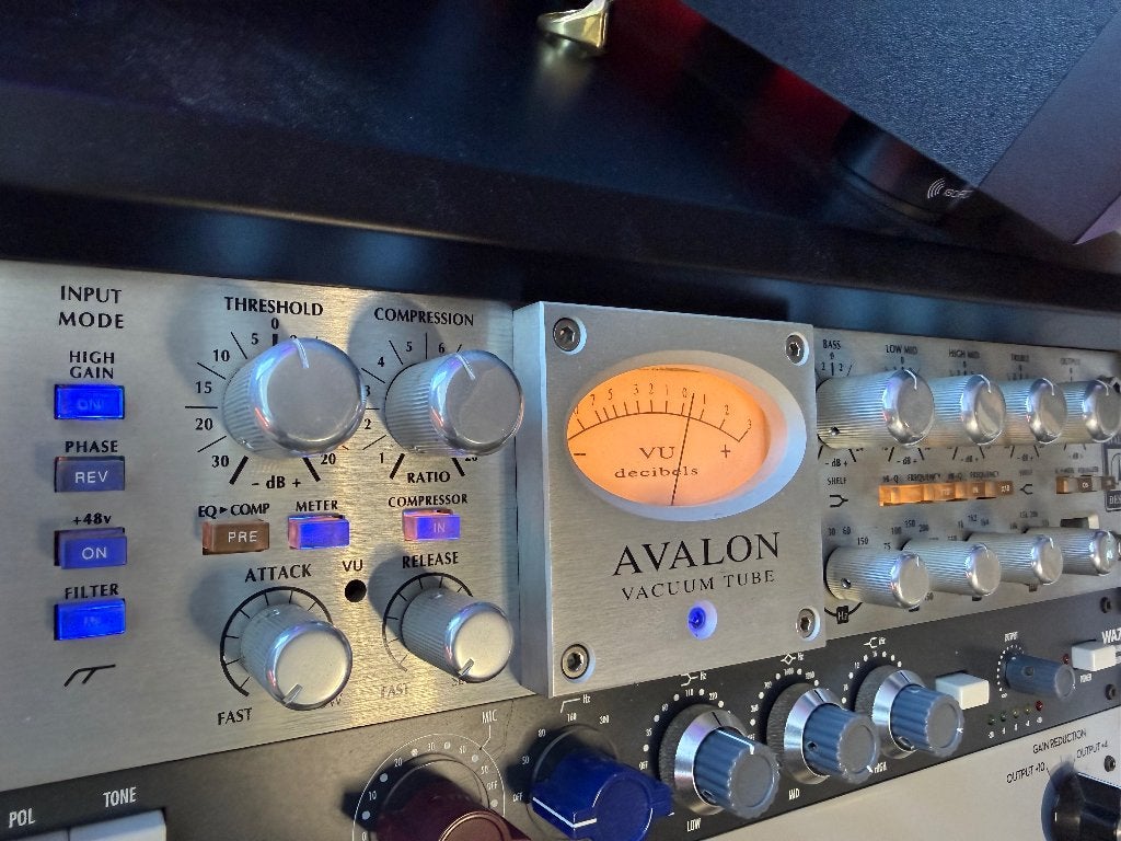 Avalon VT-737SP Tube Channel Strip — uitstekende staat, Ophalen, Zo goed als nieuw, Equalizer