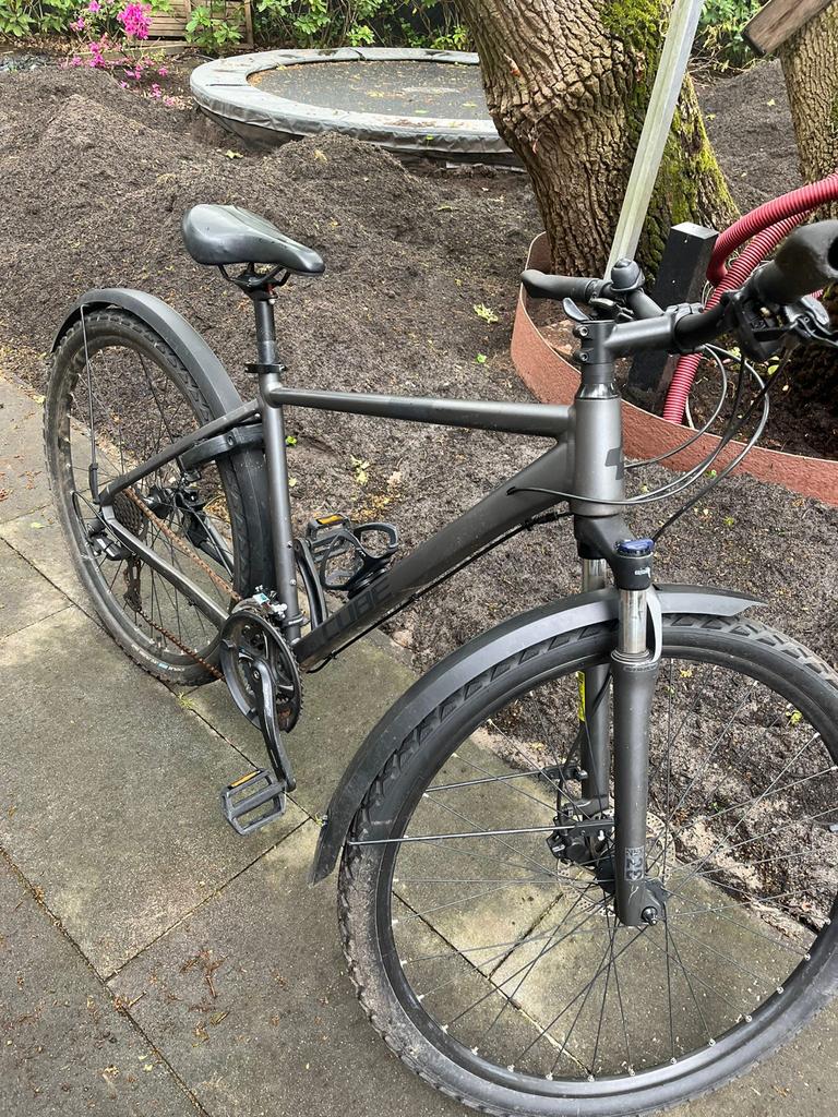 CUBE NATURE GRAPHITE/BLACK - Zo goed als nieuw, Minder dan 49 cm, Zo goed als nieuw, Meer dan 20 versnellingen, Ophalen
