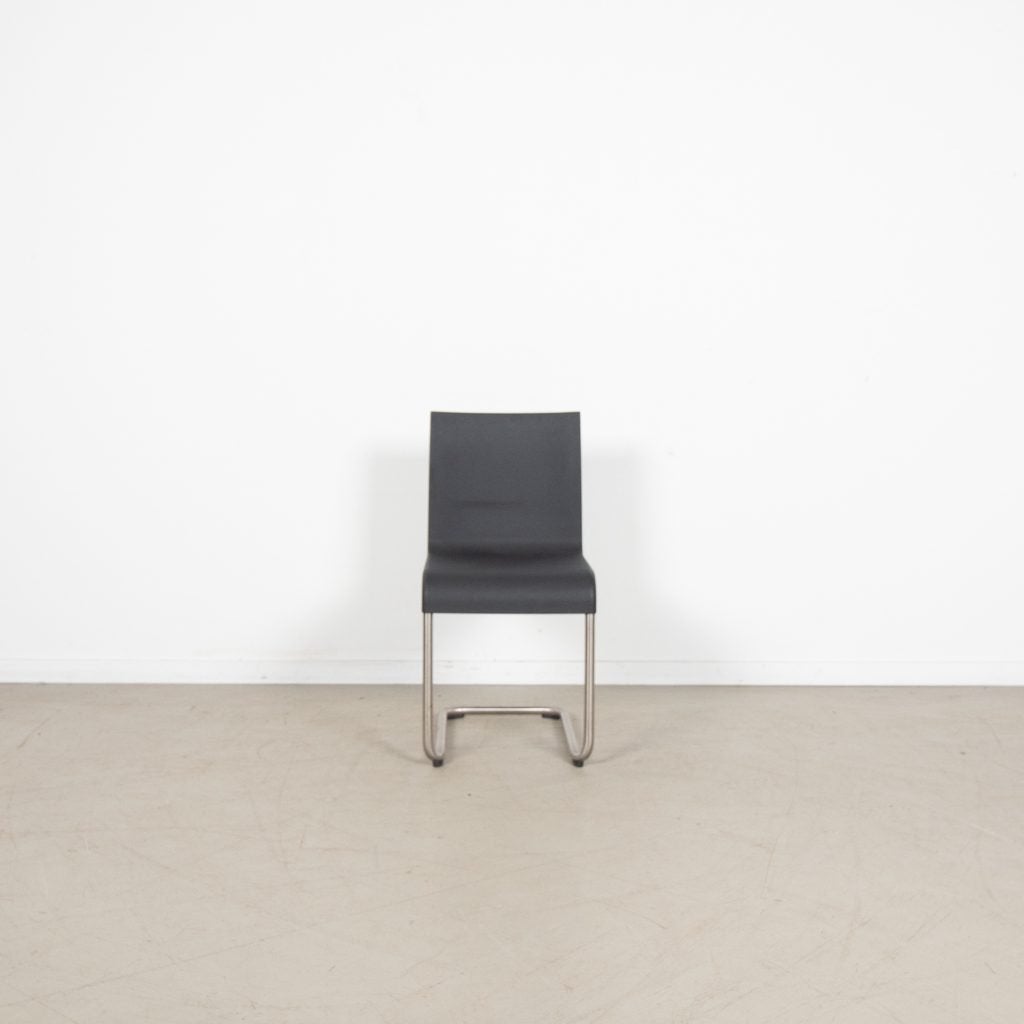 Vitra .05 Stoel Zwart Kunststof - RVS, Huis en Inrichting, Stoelen, Niet ingevuld, Gebruikt, Niet ingevuld, Niet ingevuld