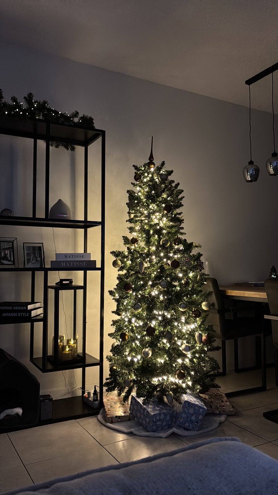 Smallere kerstboom 1,80, Ophalen, Zo goed als nieuw
