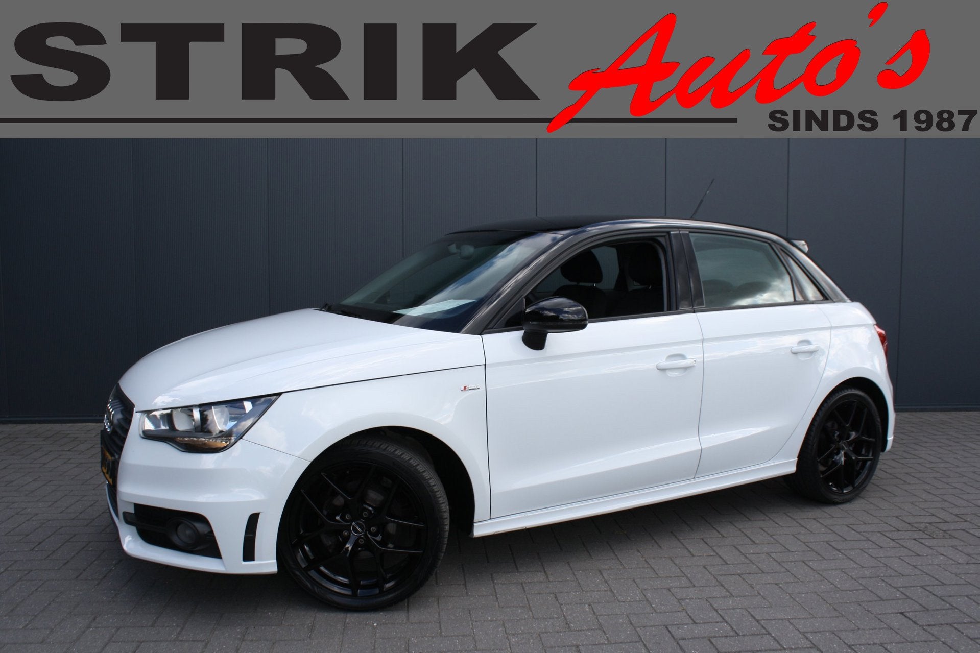 Audi A1 Sportback 1.2 TFSI Admired S-Line - NAVIGATIE PAKKET, Auto's, Voorwielaandrijving, Euro 5, Zwart, 4 cilinders