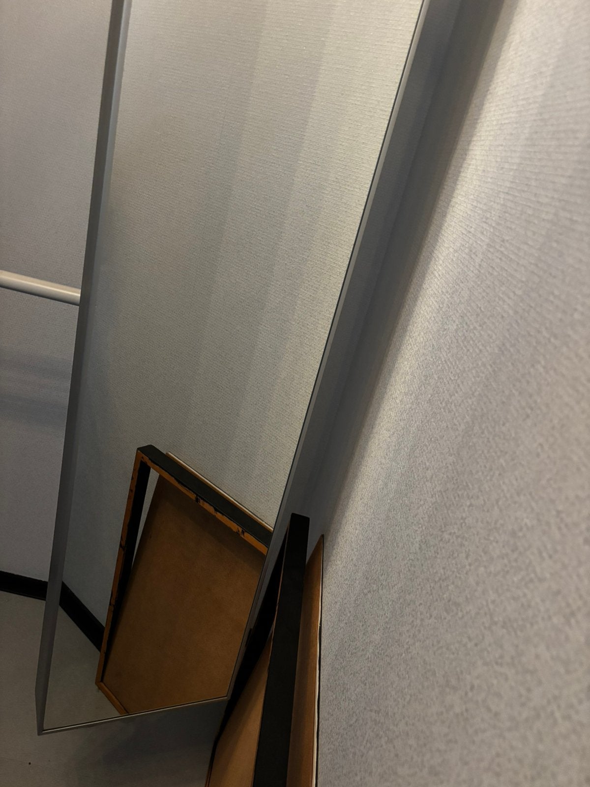 Garderobe kast (metalen stangen)+spiegelkast IKEA, Huis en Inrichting, Ophalen, Gebruikt, 100 tot 150 cm, 200 cm of meer