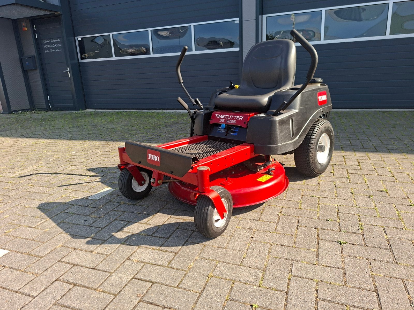 Zeroturn toro zitmaaier zeer mooie machine., Ophalen of Verzenden