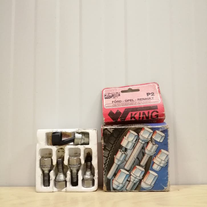 Nieuw: Antieke Universele Wielbouten