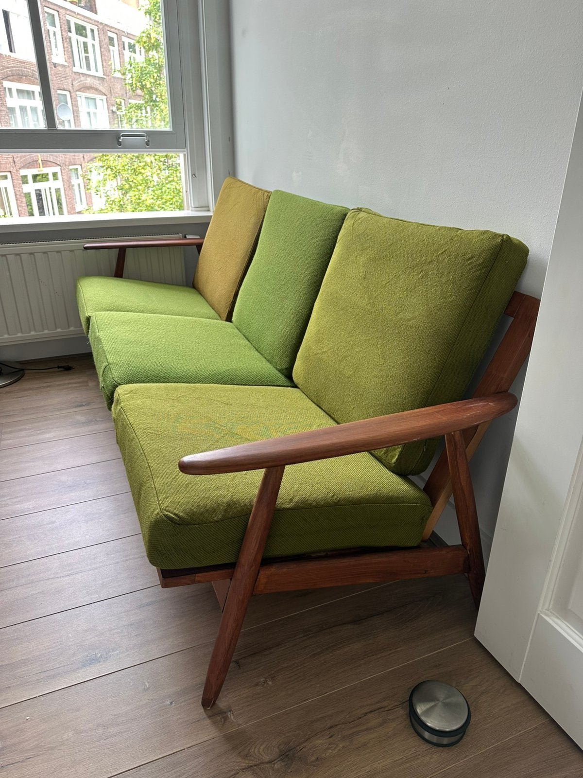 Hans J wegner style couch - Vintage, Ophalen, Zo goed als nieuw, Driepersoons, Hout