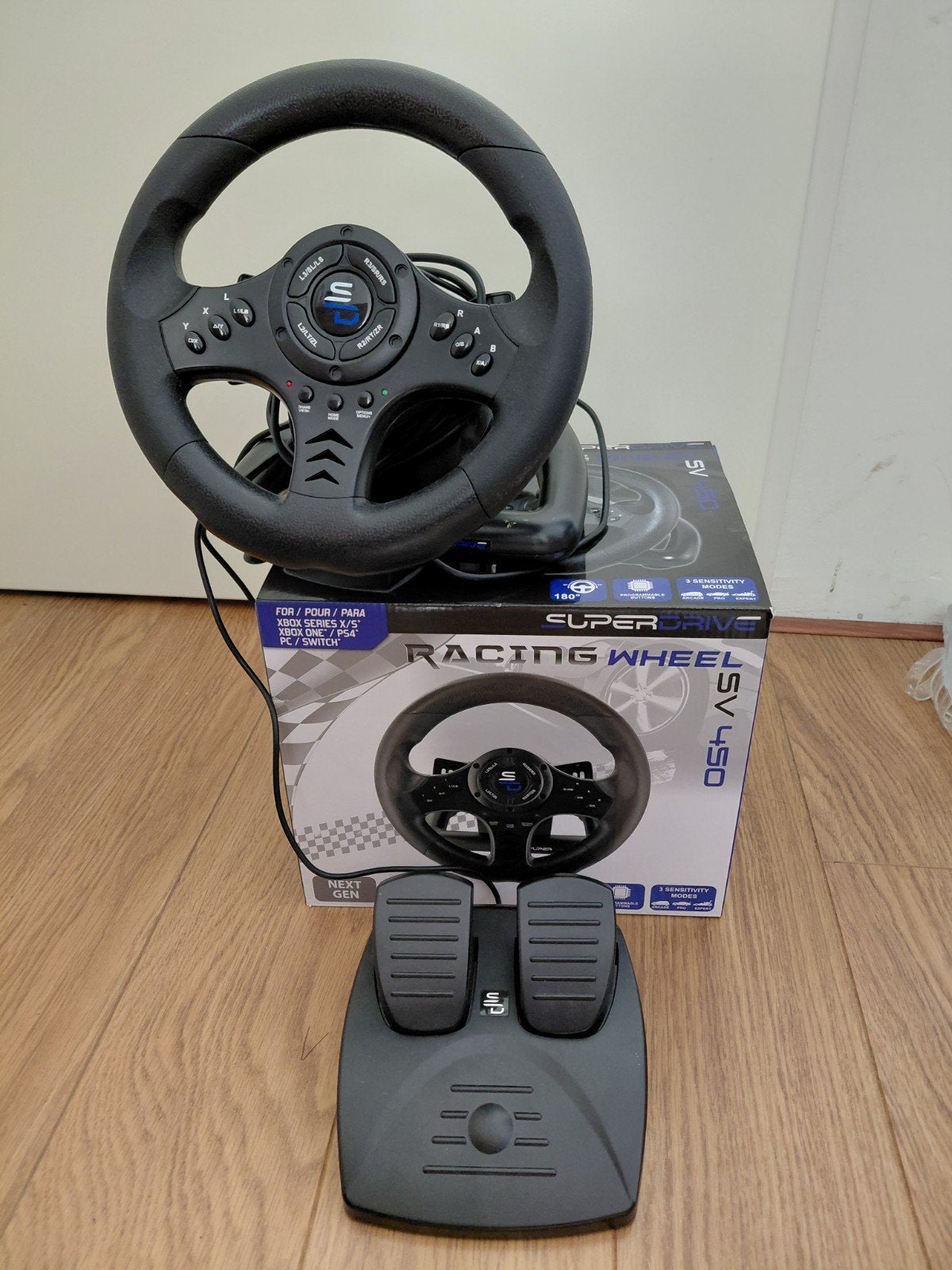 Superdrive SV 450 Racing Wheel met pedalen, Spelcomputers en Games, Ophalen, Racestuur, Zo goed als nieuw, Overige merken