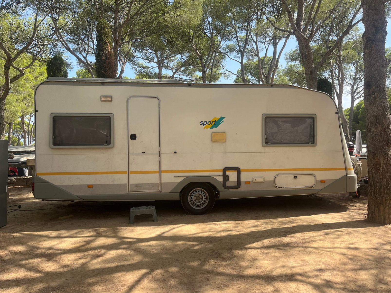 Caravan Knaus Sport 1994, Rondzit, Omvormbare zithoek, 7 tot 8 meter, Particulier