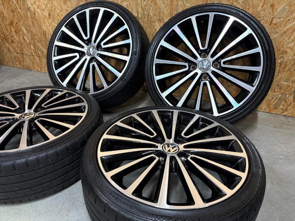 Dikke Volkswagen UP 17" R-line Polygon wielen, Auto-onderdelen, Banden en Velgen, Ophalen, Gebruikt, Banden en Velgen, 17 inch