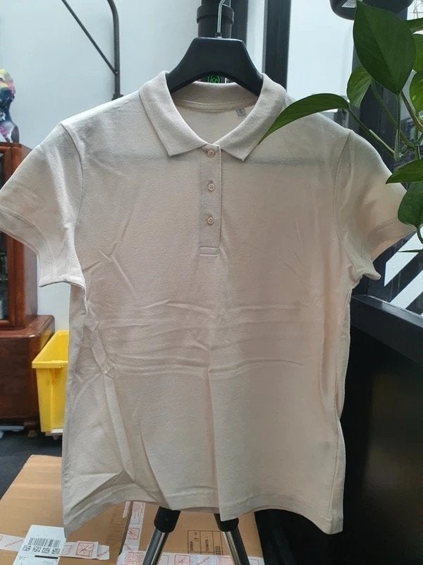 26 x Dames beige katoen polo shirts NIEUW, Kleding | Dames, T-shirts, Maat 38/40 (M), Beige, Nieuw, Ophalen of Verzenden