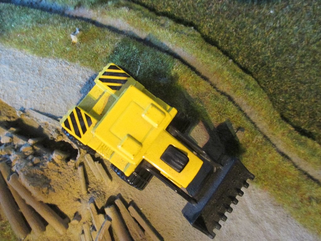 1:82 Tractor Shovel Matchbox geel + zwart met zwarte strepen, Hobby en Vrije tijd, Modelauto's | Overige schalen, Ophalen of Verzenden