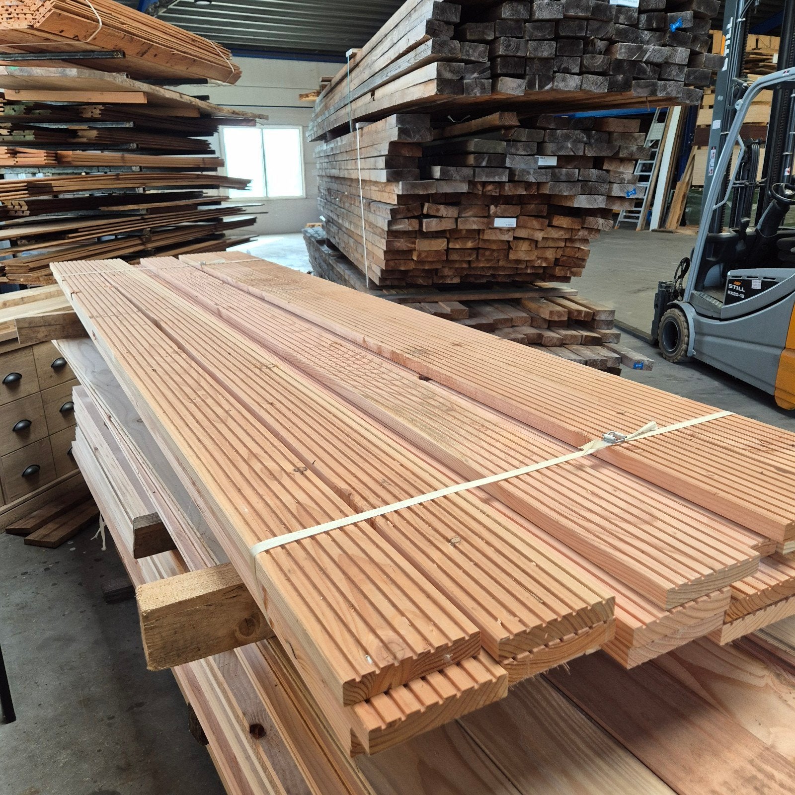 Partij Bkeus Douglas vlonderplanken 28x140x3000mm (23 stuks), Ophalen, Minder dan 25 mm, Nieuw, Plank
