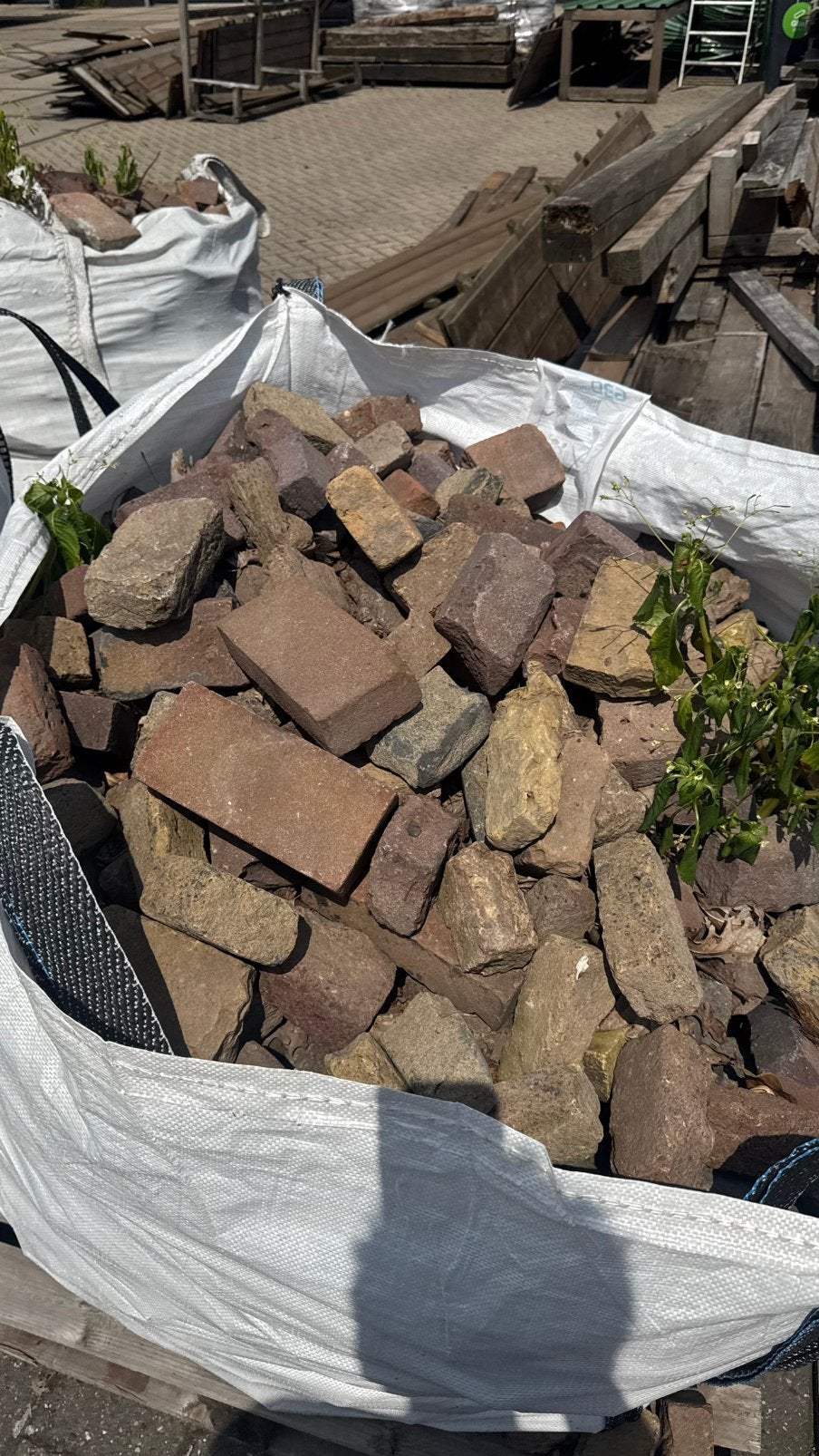 Halve oude gebakken waalformaat, Tuin en Terras, Ophalen, Zo goed als nieuw, Klinkers