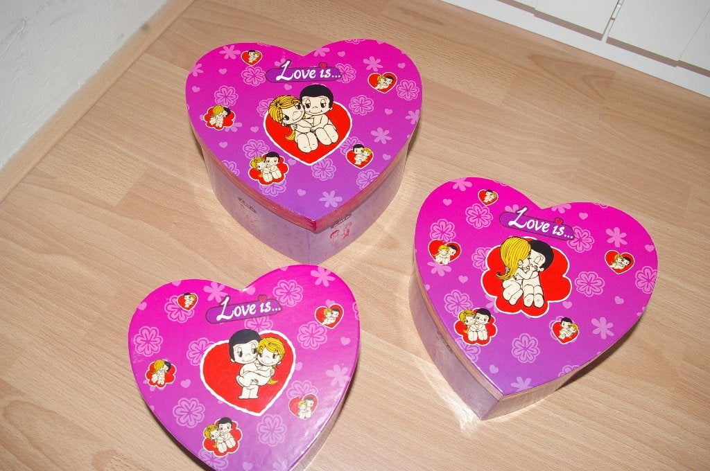 "Liefde is..." doosjes en blikjes., Ophalen of Verzenden, Zo goed als nieuw