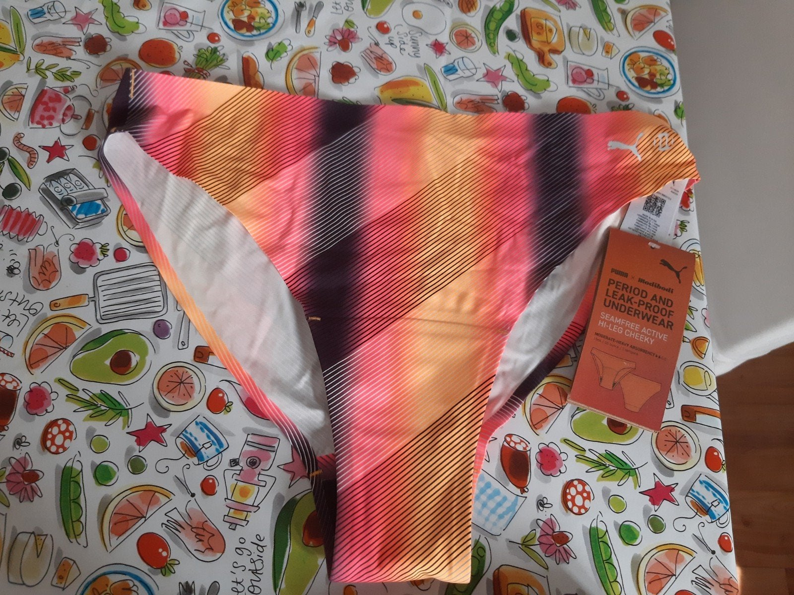 Mooie sport/menstruatie slip van puma/modibodi maat 44 nieuw, Ophalen of Verzenden, Nieuw, Maat 42/44 (L), Zwart
