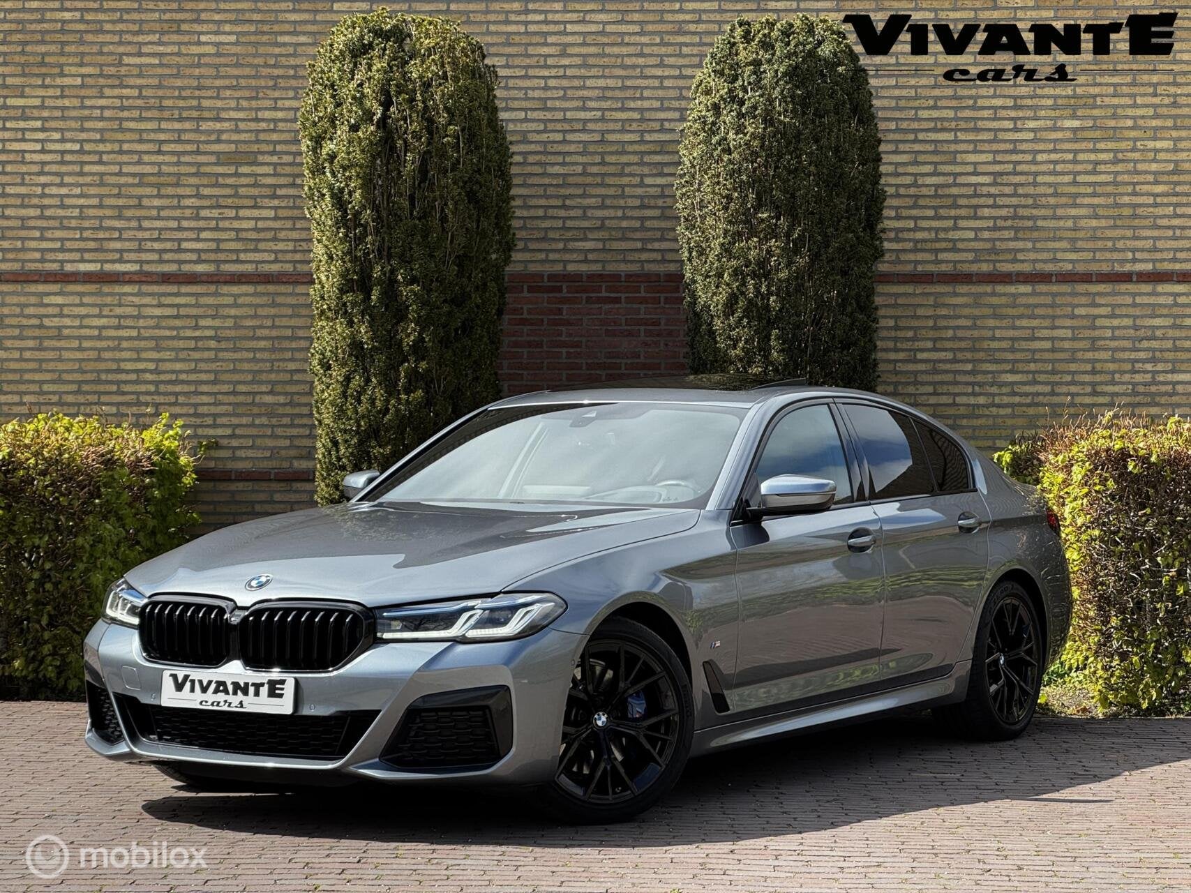 BMW 5-serie 530i M Sport High Executive Laser*Pano*H&K*Head-, Auto's, Automaat, 1998 cc, Achterwielaandrijving, Gebruikt