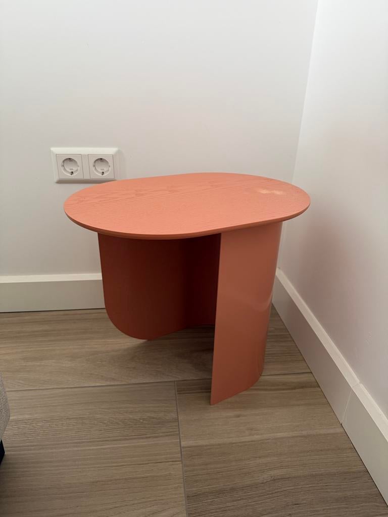 Fest Amsterdam plateau side table dark coral, Huis en Inrichting, Tafels | Sidetables, Gebruikt, 25 tot 50 cm, Minder dan 50 cm