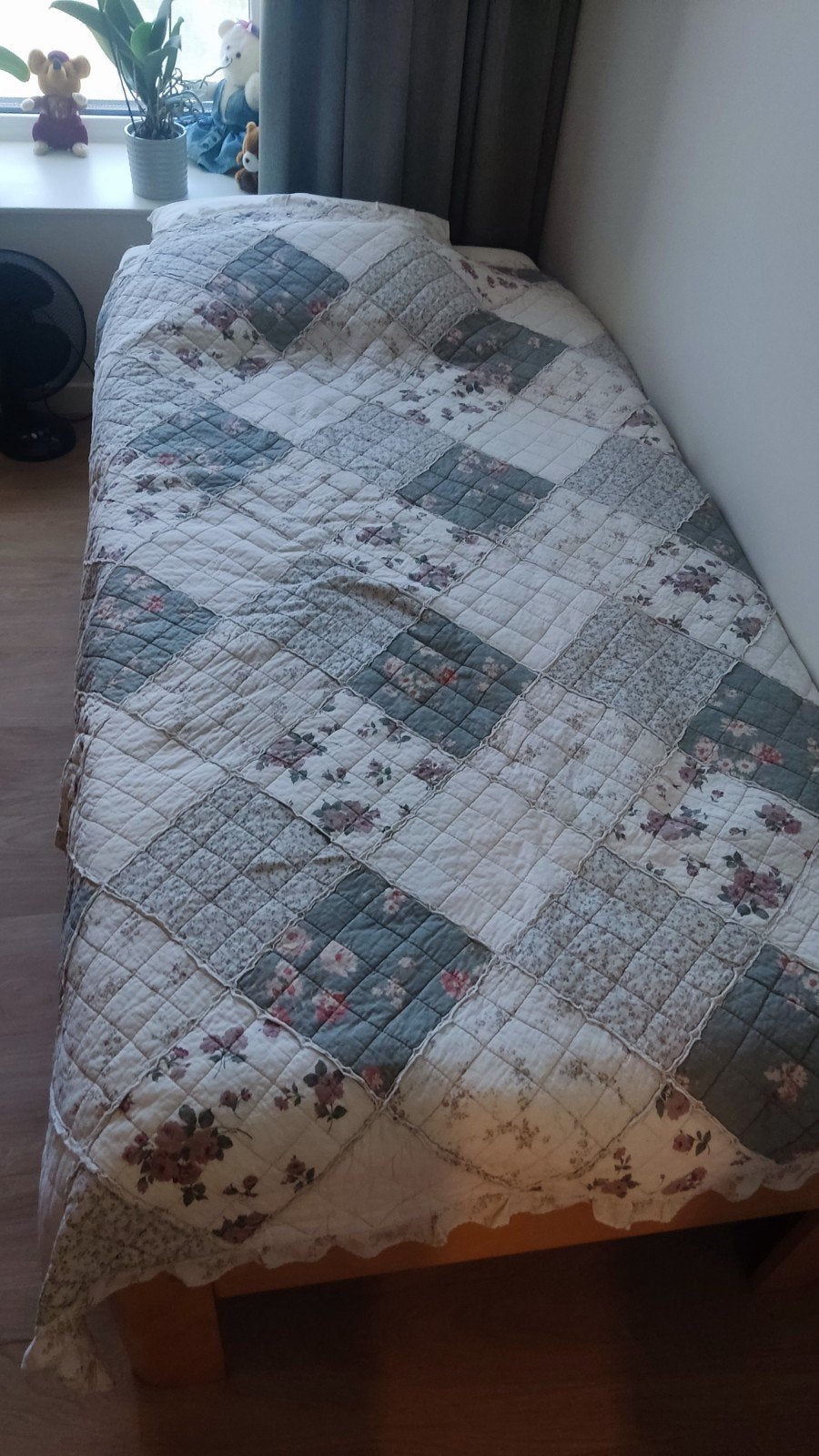 Eenpersoonsbed met matras en verstelbare bedbodem, Ophalen, Gebruikt, 90 cm, Eenpersoons