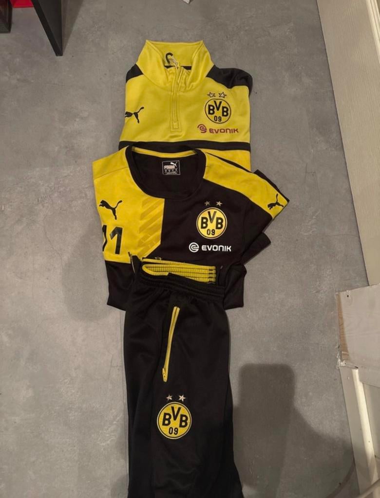 Borussia Dortmund trainingspak en shirt - Maat M, Ophalen, Maat 48/50 (M), Geel, Zo goed als nieuw