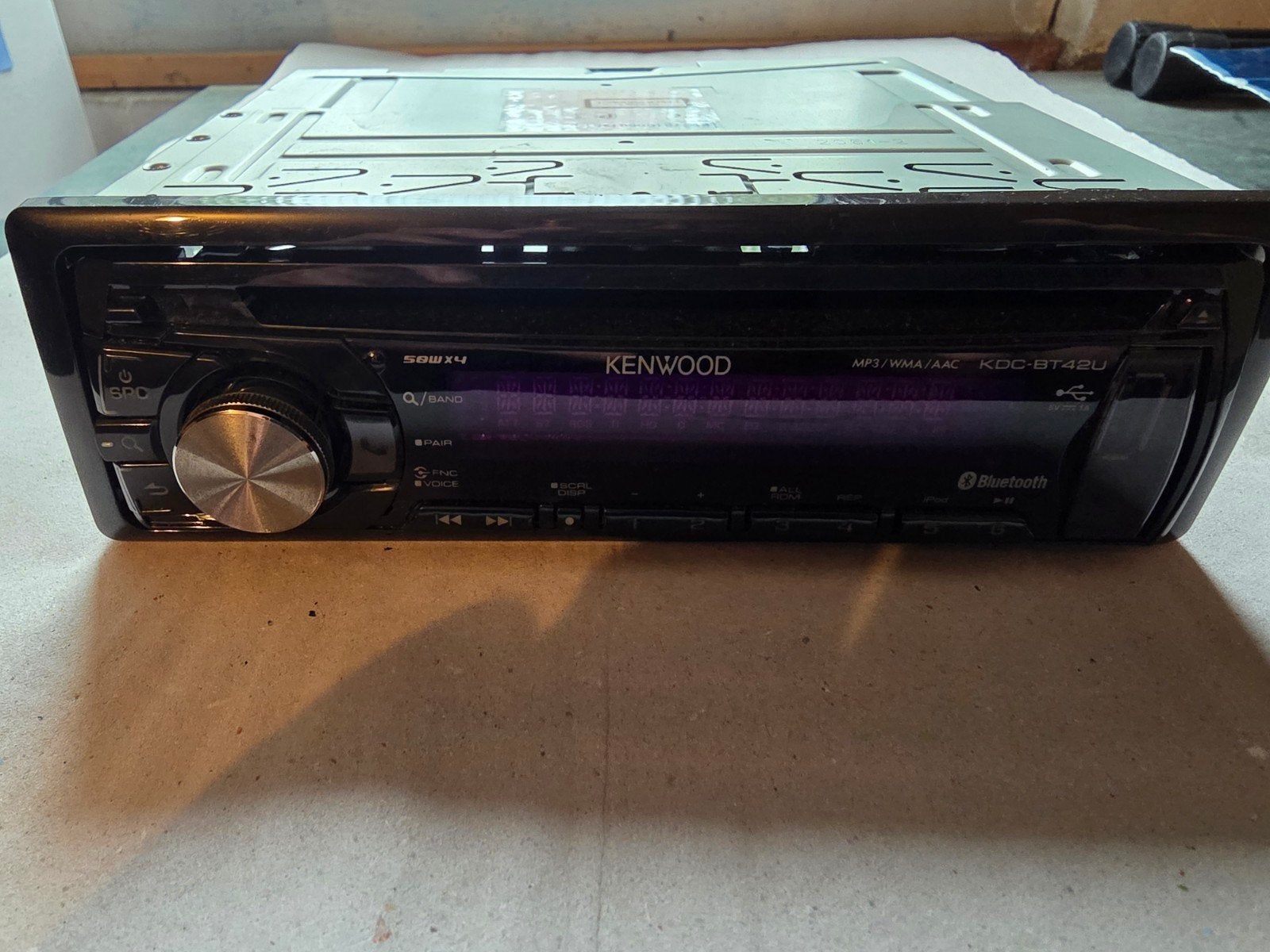 Kenwood KDC-BT42U Autoradio met Bluetooth, Ophalen, Gebruikt