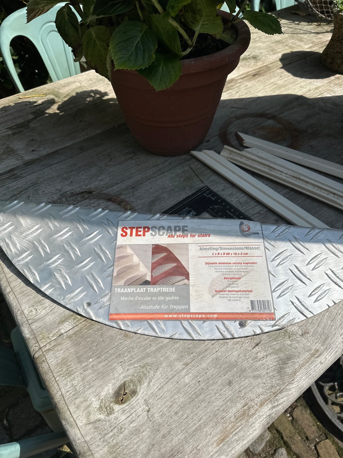 Nieuwe StepScape aluminium antisliptraptrede 26 stuks, Ophalen, Nieuw, Trap