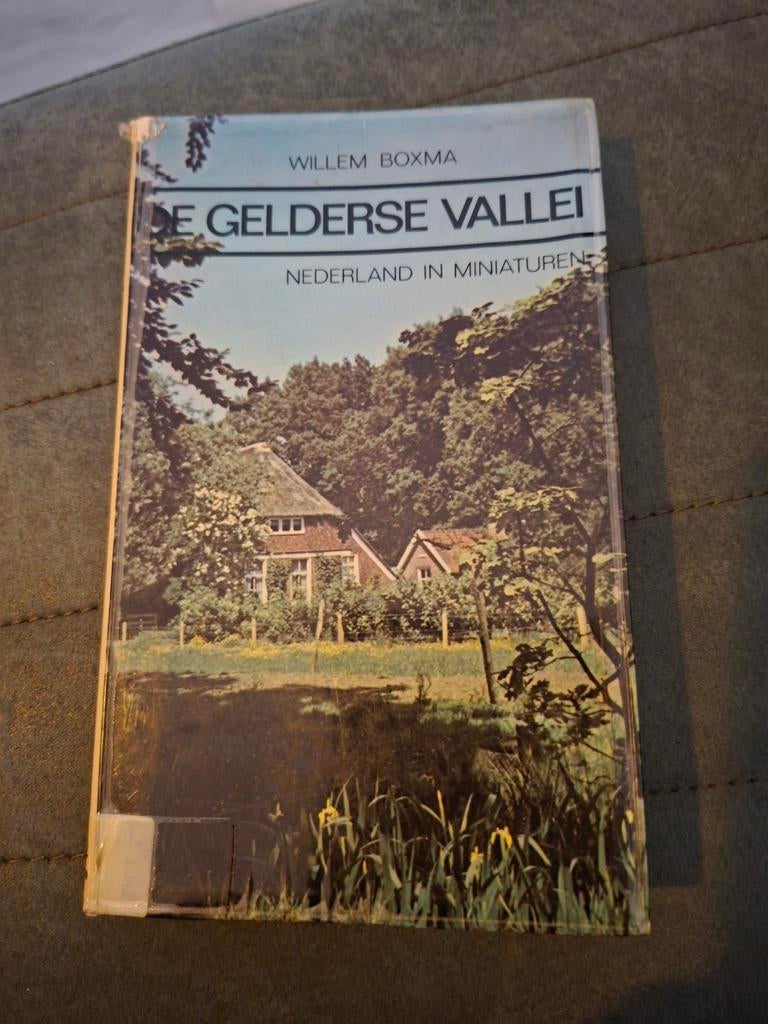 De Gelderse Vallei - Nederland in Miniaturen, Boeken, Ophalen of Verzenden, Gelezen