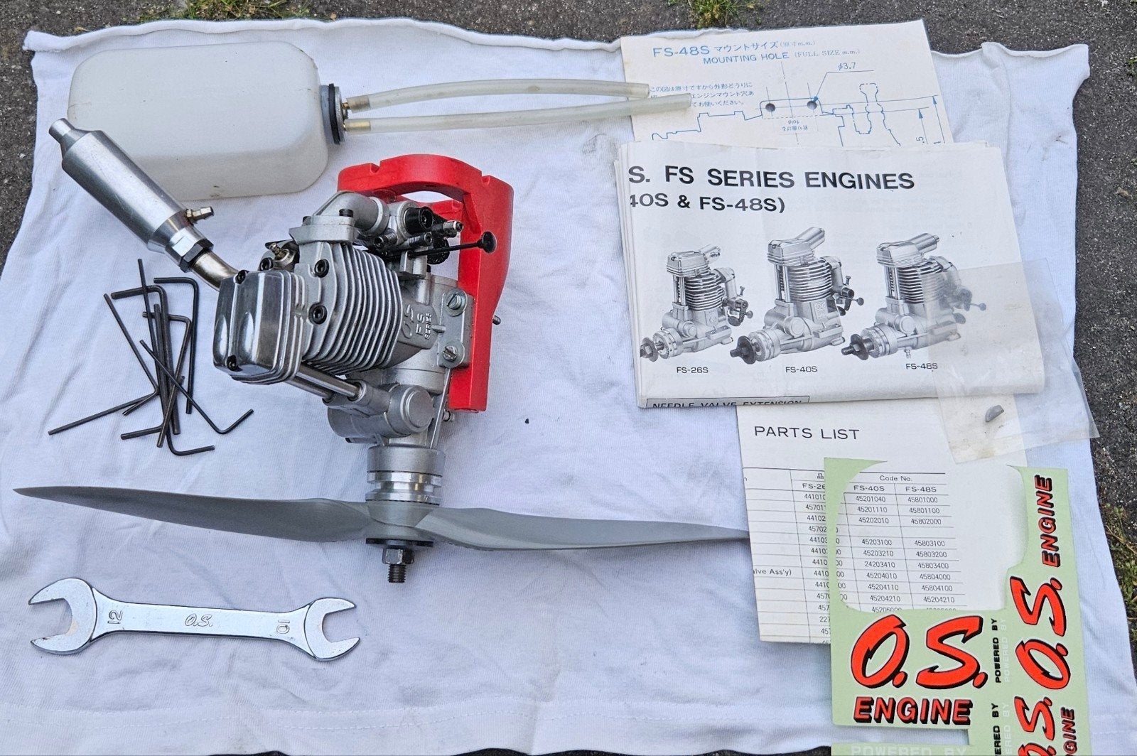 O.S. Max FS-48 Surpass 8cc Viertaktmotor werkend, Ophalen of Verzenden, Groter dan 1:72, Overige merken