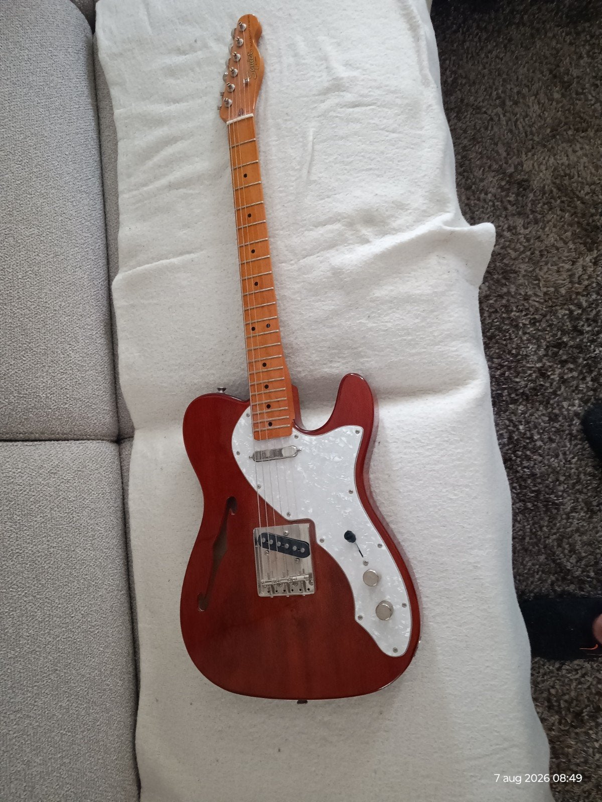 Squier Classic Vibe 60s Thinline Telecaster nagenoeg nieuw, Ophalen, Zo goed als nieuw, Semi-solid body, Fender