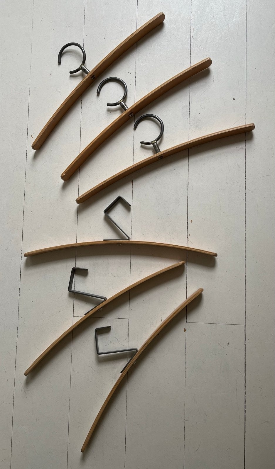 Set van 6 stevige houten kledinghangers trendhopper, Verzenden, Overige typen, Zo goed als nieuw, Minder dan 100 cm
