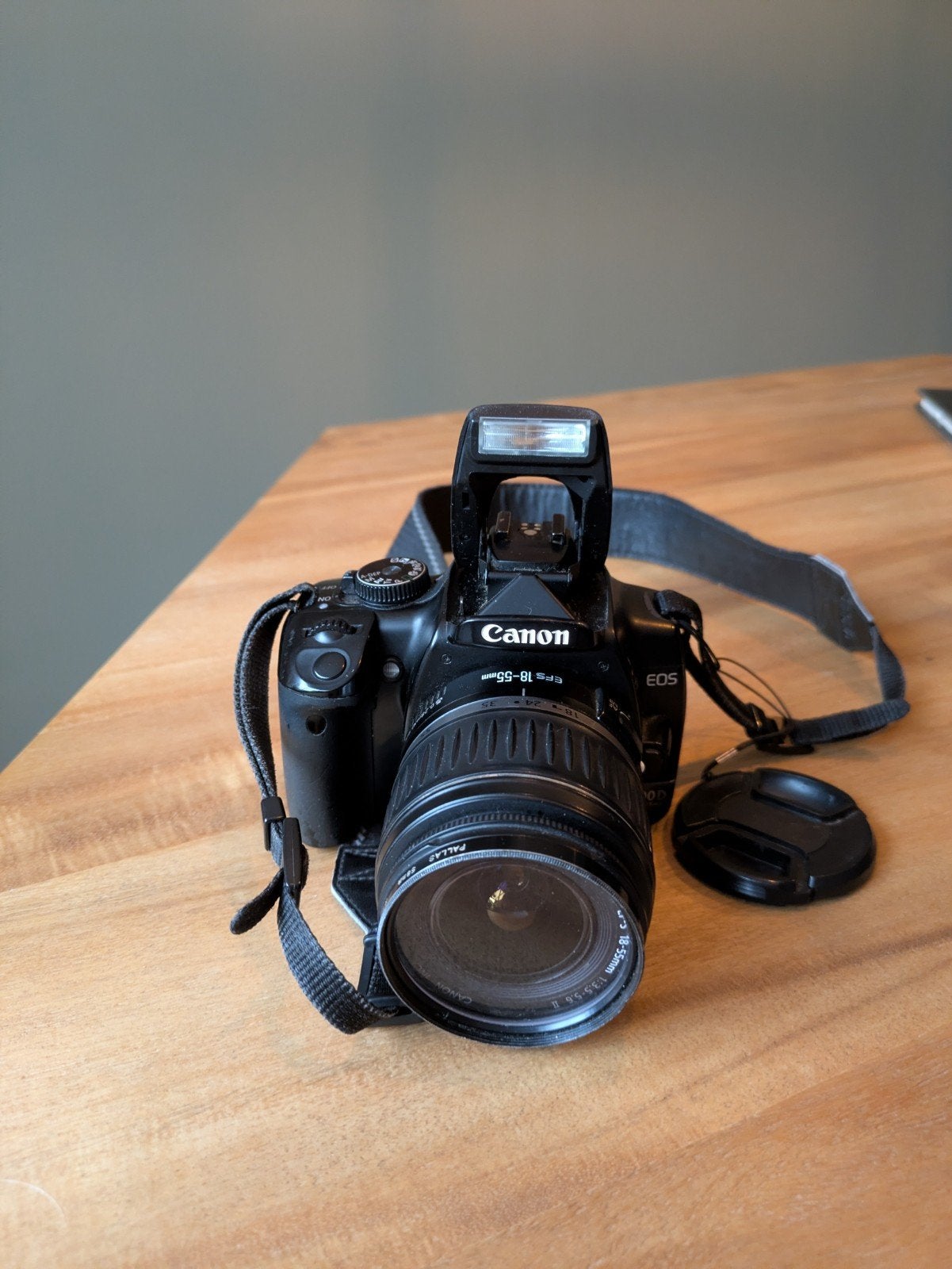 Canon EOS D400 digitale spiegelreflexcamera met accessoires, Ingebouwde flitser, Geheugenkaart, Gebruikt, Spiegelreflex