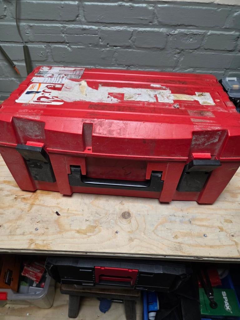 Hilti waterboormachine, Ophalen, Gebruikt