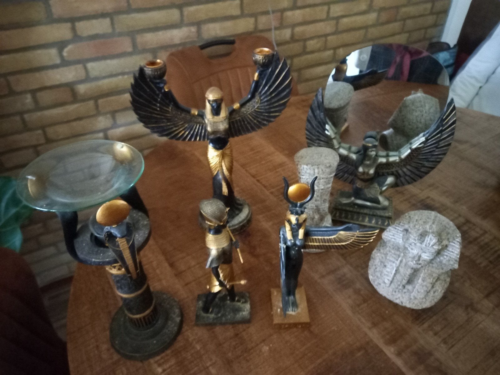 Egyptische decoratie set - Beelden en kandelaar, Ophalen, Overige onderwerpen, Kunststof, 20 - 50 cm