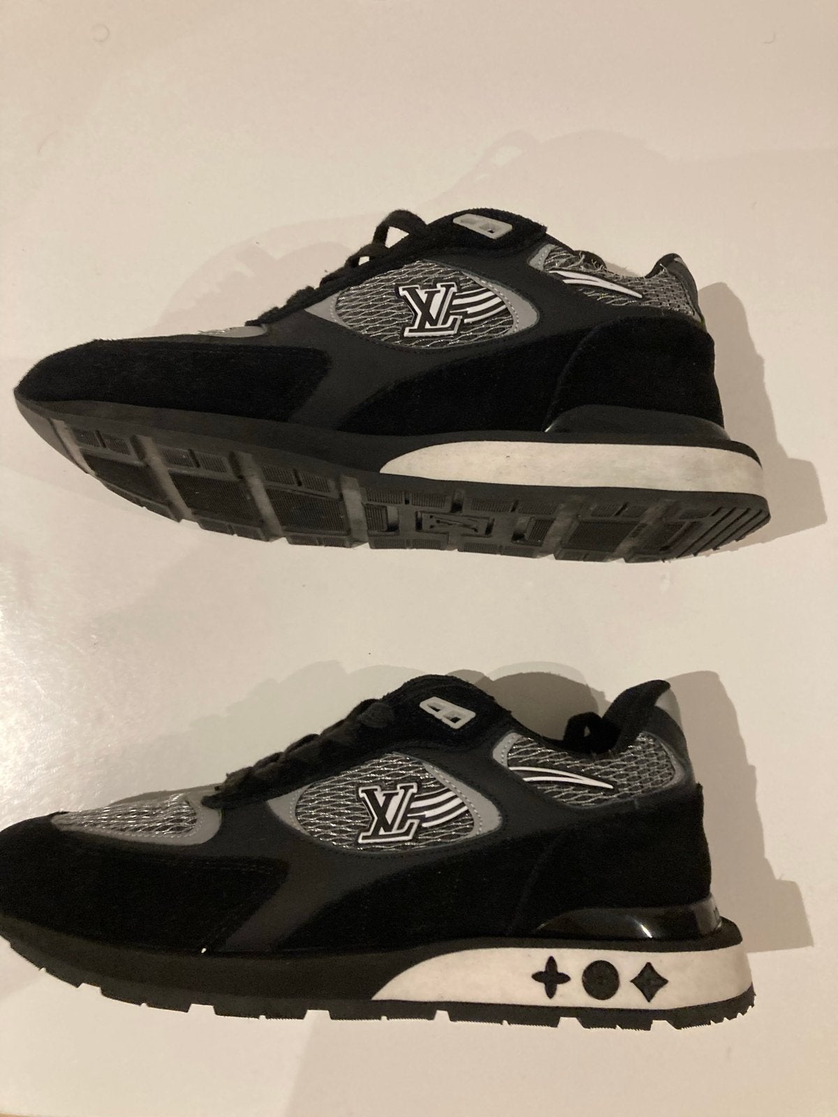 Louis Vuitton Runaway Sneakers, Ophalen of Verzenden, Gedragen, Zwart, Sneakers of Gympen