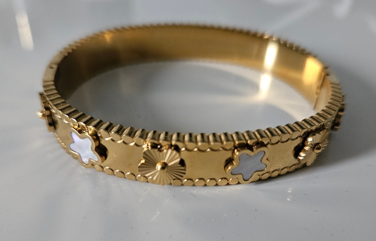 (NIEUW) BANGLES ARMBAND, Ophalen of Verzenden, Nieuw, Goud