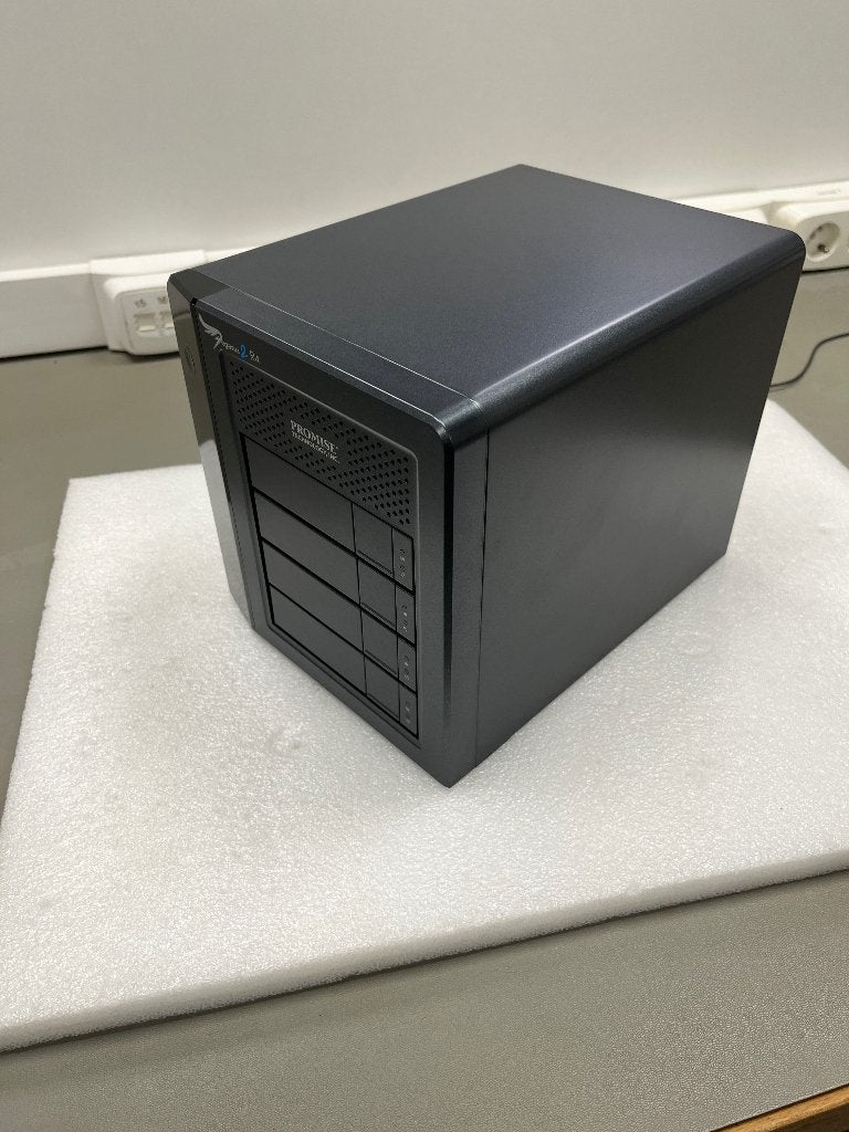 Promise Pegasus2 R4, Gebruikt, Promise Technology, HDD, 8TB