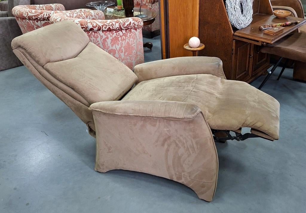 Relaxstoel | mechanisch | met voetensteun, Ophalen, Gebruikt, Minder dan 75 cm, Leer